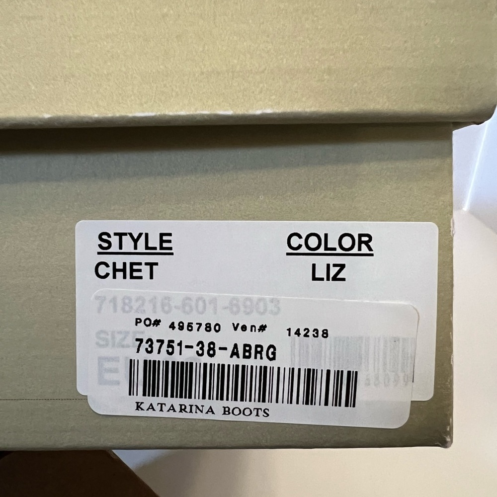 Brand new with tags, burgundy Katarina Boots - Picture 7 of 9